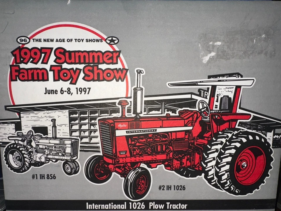 Tractor Ertl 1/16 International Hydro 1026 97 Summer Farm Toy Show #211 Foto 1 de 2