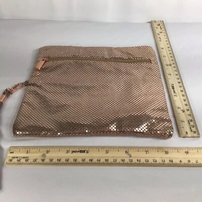 Mujer Christopher & Banks Bolso sin asas Muñequera Diseño Lentejuelas Melocotón Nuevo sin Etiquetas Foto 1 de 4