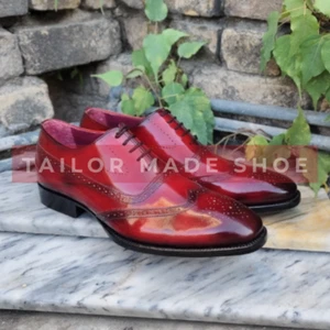 Maßgeschneidert Burgunderrot Glänzend Leder Schnürschuhe Oxford Elegant Partykleidung Luxus Herren Schuhe - Bild 1 von 17