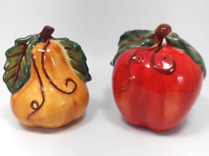 Tabletops Unlimited Venetian Salt Pepper Shakers 4in Figural Apple Pear Fruit - Picture 1 of 6