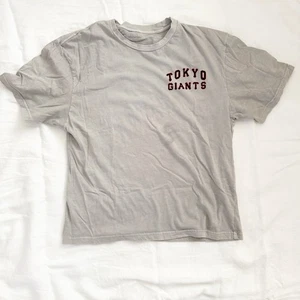 Tokyo Giants Gray Tee Shirt Large - Picture 1 of 4
