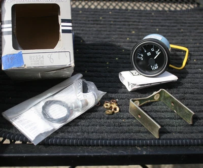 NOS Stewart Warner Vintage 2 1/16" Exhaust Temperature Gauge - 82334 - #14 - Imagen 1 de 4