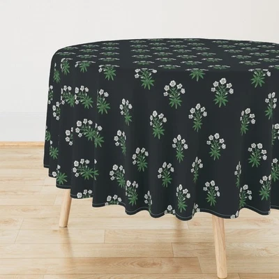 Geranium Plant Geranium Flowers Printed Round Table Cover, Round Table Cloth - Image 1 of 4