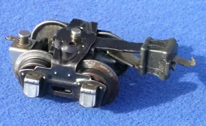 Pre-War Lionel Type IV Truck with Auto Coupler & Collector - Picture 1 of 3