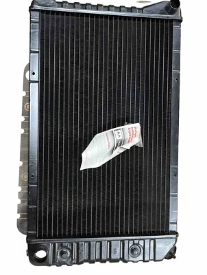 Modine Copper Radiator 570 1000570 507456-7 Chevy GMC Buick Olds Pontiac SBC 350 - Image 1 of 4