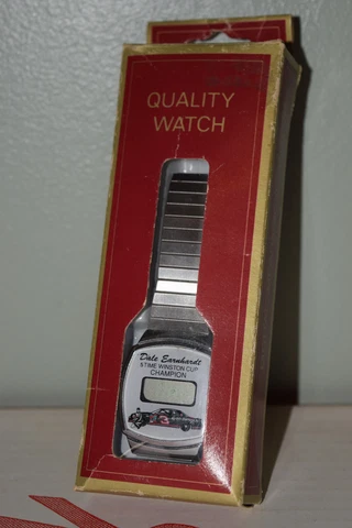 Dale Earnhardt Sr #3 - 5 TIME WINSTON CUP CHAMPION DIGITAL WATCH *RARE Cover