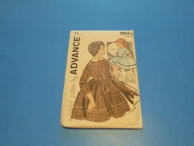 VTG 1960s Advance Sewing Pattern 9543 Girls Short or 3/4 Sleeve Dress Size 10 - Image 1 of 3