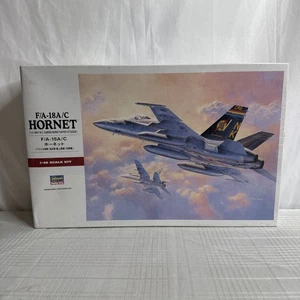 Hasegawa 1/48 Scale F/A-18A/C Hornet Model Kit #07250 BRANDNEU VERSIEGELT - Bild 1 von 10