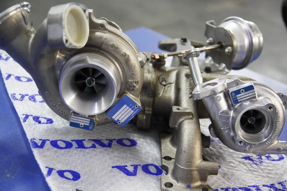 Twin-Turbolader für Volvo S60,S80,V60,V70,XC60,XC70 2.4D/ D5 (2009-) 36002757  . - Bild 1 von 1