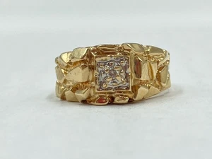 Anillo solitario de diamantes para caballero de oro amarillo de 0,01 quilates de 14 K de 3,7 g tamaño: 7,5 (EL1085992) - Imagen 1 de 5
