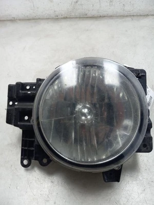 07-14 TOYOTA FJ CRUISER 4.0L 4X4 EN EL LADO DEL PASAJERO CONJUNTO DE FAROS DELANTEROS  Foto 1 de 4