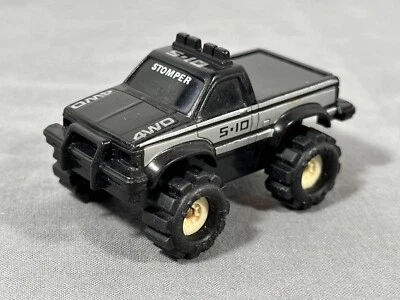VINTAGE 1980s Schaper Mini Stomper Chevrolet S-10 Pickup 4X4 Offroad Chevy S10 - Image 1 of 4