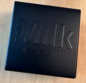 Milk Makeup / Pore Eclipse Matte Translucent Setting Powder / Very Deep - Picture 1 of 3