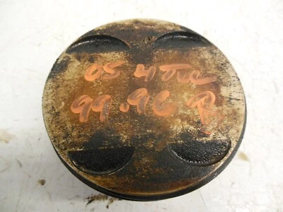 DD78 Seadoo GTX 4TEC STD  2005 Piston GOOD 420296565 B - Image 1 of 4