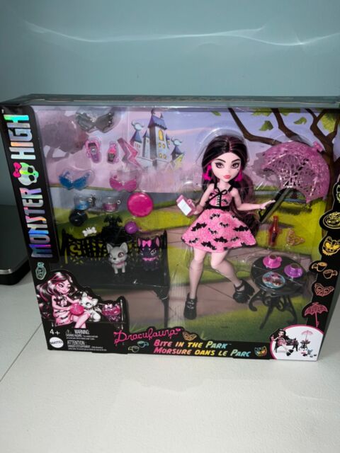 Preços baixos em Mattel Original (Selada) Boneca Monster High Doll Playsets  Playsets