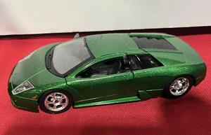 Maisto Diecast Lamborghini Murcielago 1:24 Scale Metallic Green Model Car - Picture 1 of 8