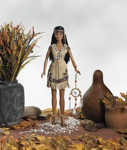 17" Sandra Bilotto NATIVE AMERICAN RED CLOUD AT SUNDOWN VINYL DOLL NRFB - Picture 1 of 6