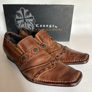 Zapatos mocasines Mark Nason Lounge Lifetimer con tachuelas para hombre 9,5 cuero tostado 71790 - Imagen 1 de 15