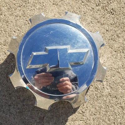 Хромированный центральный колпак колеса от оригинального производителя для Chevy Silverado 2500 3500 2011 2019 9597789 Sierra - Изображение 1 из 4