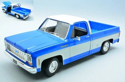 MODELLINO AUTO STATICO MAISTO CHEVROLET C10 CHEYENNE SUPER 1974 BLU SCALA 1/18 - Immagine 1 di 4