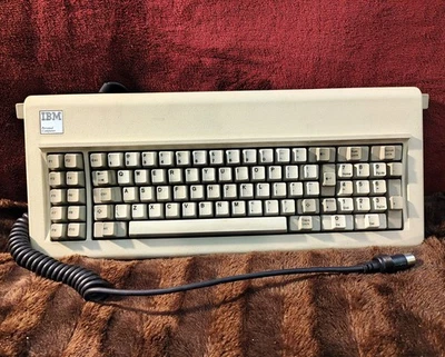 Vintage IBM Personal Computer Keyboard 5 pin - Image 1 of 4
