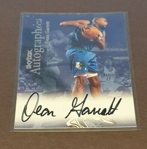 1999-00 Skybox Autographics Dean Garrett Signed Card Minnesota Timberwolves