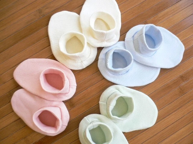 100% Organic Cotton Baby Booties..(2 pairs)..pink/green/beige/blue...extra soft - Image 1 of 1