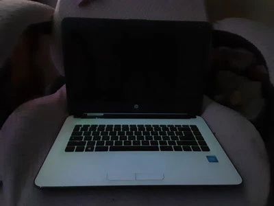 HP 255 G8 15,6" (AMD 3020e, 8GB RAM, 256GB SSD) Portátil - Plata Ceniza... - Imagen 1 de 3