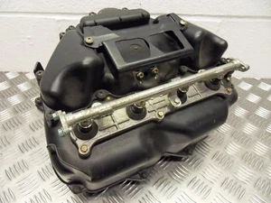Honda CBR600RR Airbox & Sekundäreinspritzdüsen 2003 bis 2004 - Bild 1 von 12