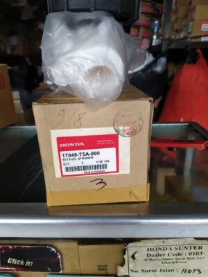 Genuine Honda Jazz Fit GK HR-V 1.5L Fuel Filter Strainer 17045-T5A-000 Original Foto 1 de 4