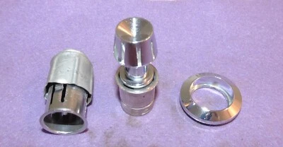 Mercury Monterey Montclair Colony Park Lane Commuter 1960 encendedor y bisel nuevo en stock Foto 1 de 4