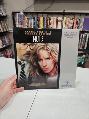 Nuts (Laserdisc) 🇺🇸 BUY 5 GET 5 FREE 📀 FREE SHIPPING  Foto 1 de 2