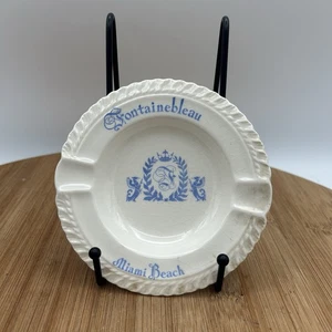 Vintage ceramic ashtray from the Fontainebleau Hotel in Miami Beach, Harkerware - Picture 1 of 4