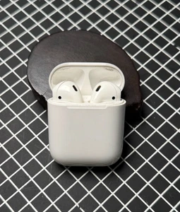 Apple AirPods 1st Gen with Charging Case A1523 A1602 - Picture 1 of 9