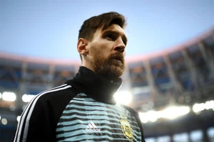 Lionel Messi Great Football Player Art Wall Indoor Room Poster - POSTER 20x30 - Picture 1 of 4
