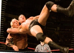 2007 Topps Action WWE Wrestling Card #12 Randy Orton - Picture 1 of 2