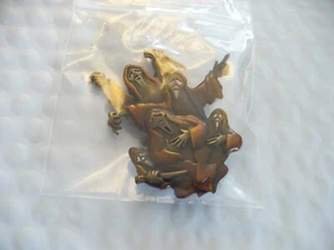 TX-VINTAGE BRONZE TONE GHOSTS (SIGNED TABI) PIN BROOCH #42935 (MINT!!! - Picture 1 of 12
