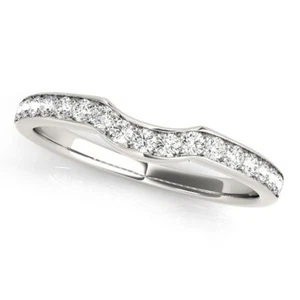14k White Gold Curved Style Diamond Wedding Ring (1/4 cttw) - Picture 1 of 1