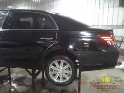 Toyota Avalon 2008 gasolina llenado combustible tapa puerta cubierta negra Foto 1 de 4