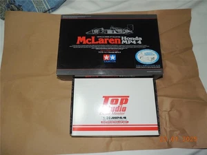 TAMIYA 1/20 F1 MCLAREN MP4/4 KIT SENNA + TOP STUDIO MP4/4 TRANS KIT MD29011 - Foto 1 di 16
