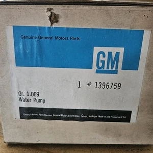 NOS BUICK NAILHEAD Water Pump 401 425 - Picture 1 of 4