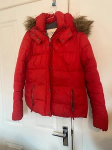 Red puffa jacket - Picture 1 of 6