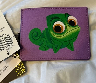 Disney Loungefly Tangled Pascal Tarjetero Billetera Estilo Retirado NUEVO Foto 1 de 4
