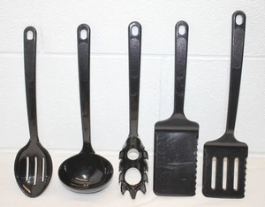 Lotto utensili vintage ROBINSON USA, 2x spatole, mestolo, pasta, cucchiaio, ottime condizioni!! - Foto 1 di 13