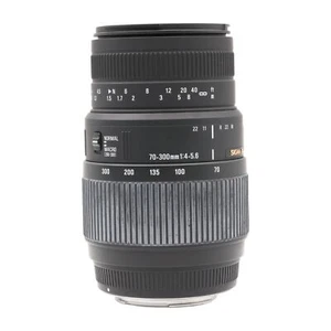 Lens Tele Sigma DG 70-300mm 4-5.6 - Minolta AF Dynax / Sony A - Picture 1 of 5