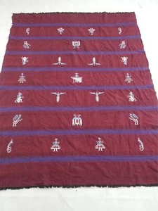 Vintage Traditional Guatemalan Handwoven Tapestry Throw 71x55 inches - Picture 1 of 12