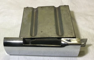 1949/1950 PLYMOUTH ASH TRAY - Picture 1 of 8