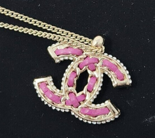 Collana Chanel CC Fuschia maglia a catena