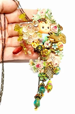 Espectacular y especial collar de Michal Negrin con cristales ISRAEL. Foto 1 de 4