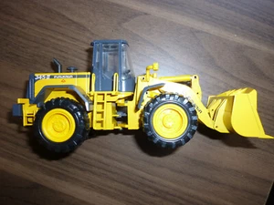 Furukawa 345-II Modell 1:50 Frontlader by Conrad original, unbespielt - Bild 1 von 4